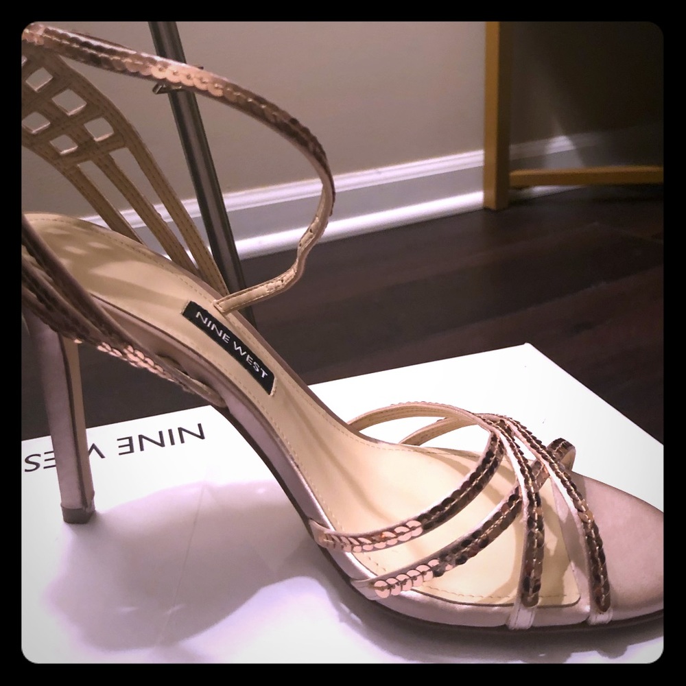 Sparkly Gold Night Out heels